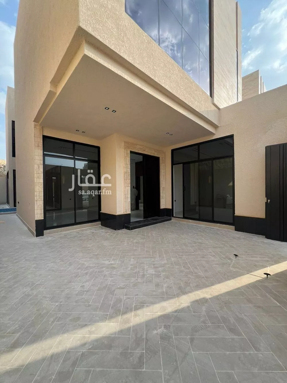 5 bedroom villa in Al Narjis 2