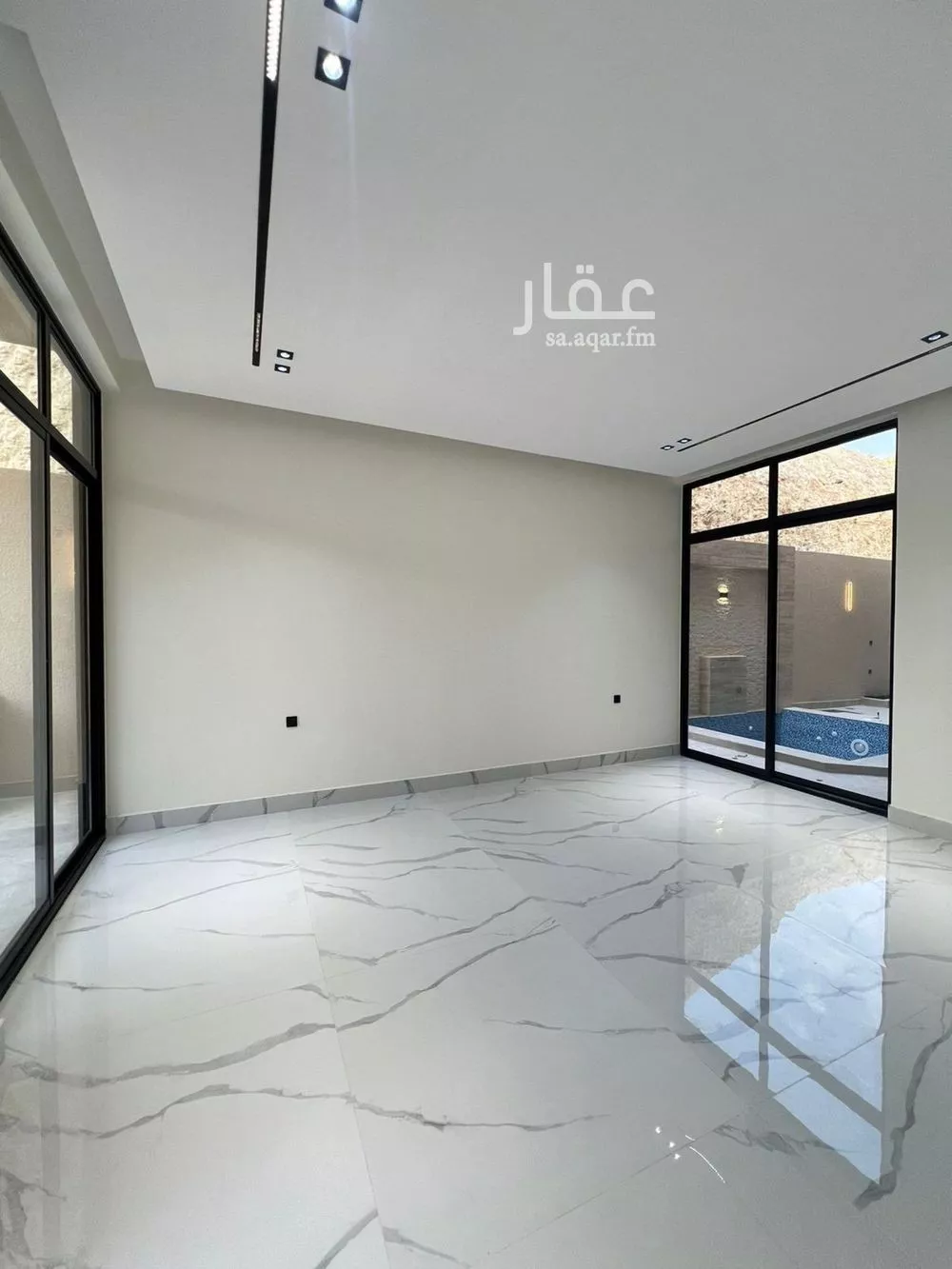 5 bedroom villa in Al Narjis 3