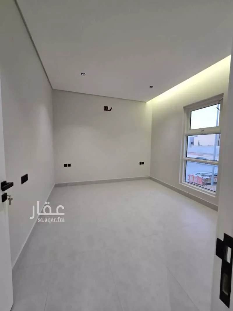فيلا 5 غرف في العارض 2