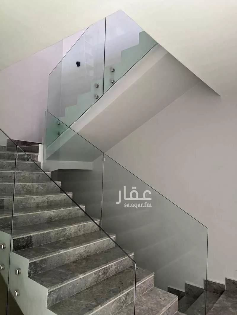 6 bedroom villa in Al Aridh 9