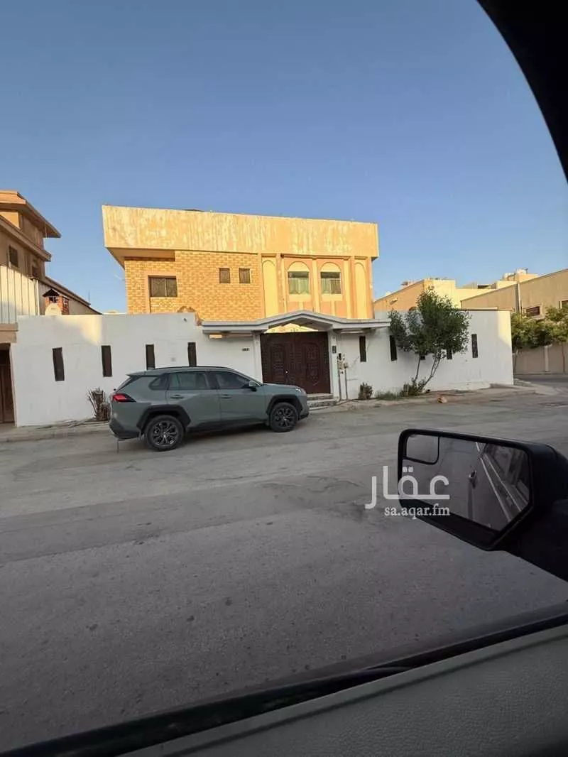 13 bedroom villa in Al Salam 4