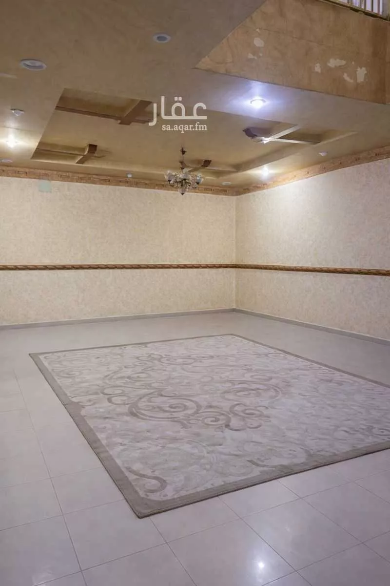 5 bedroom villa in Ishbiliyah 6