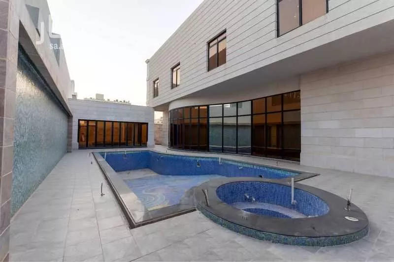 7 bedroom villa in Al Narjis 3