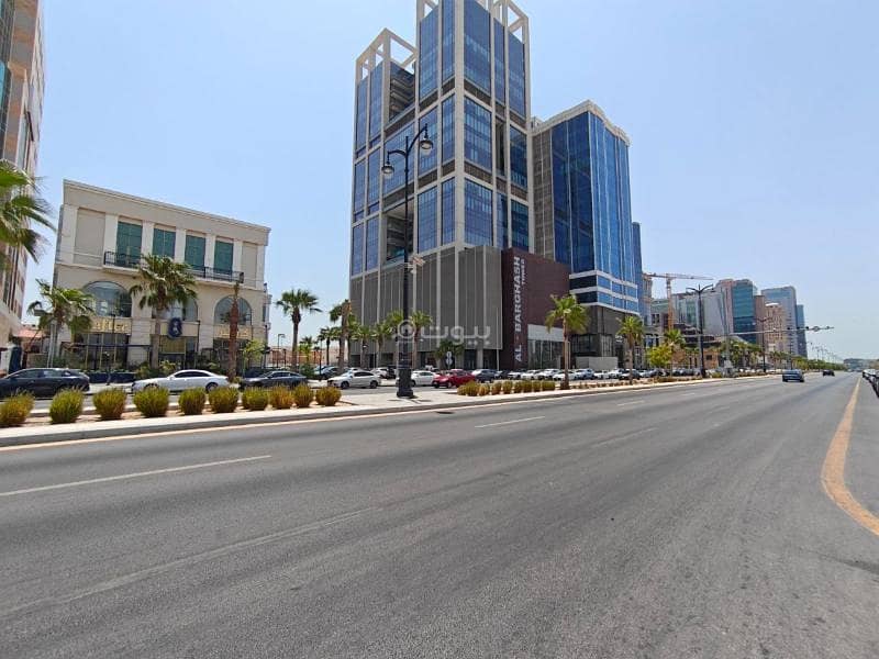 shop in Al Corniche, Eastern Province 4
