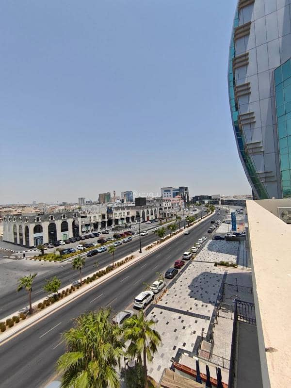 shop in Al Corniche, Eastern Province 6