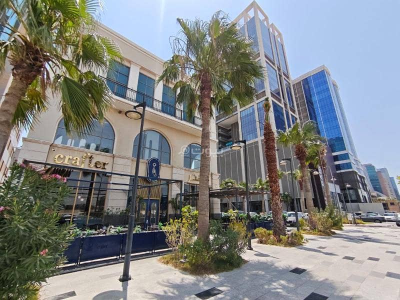shop in Al Corniche, Eastern Province 8