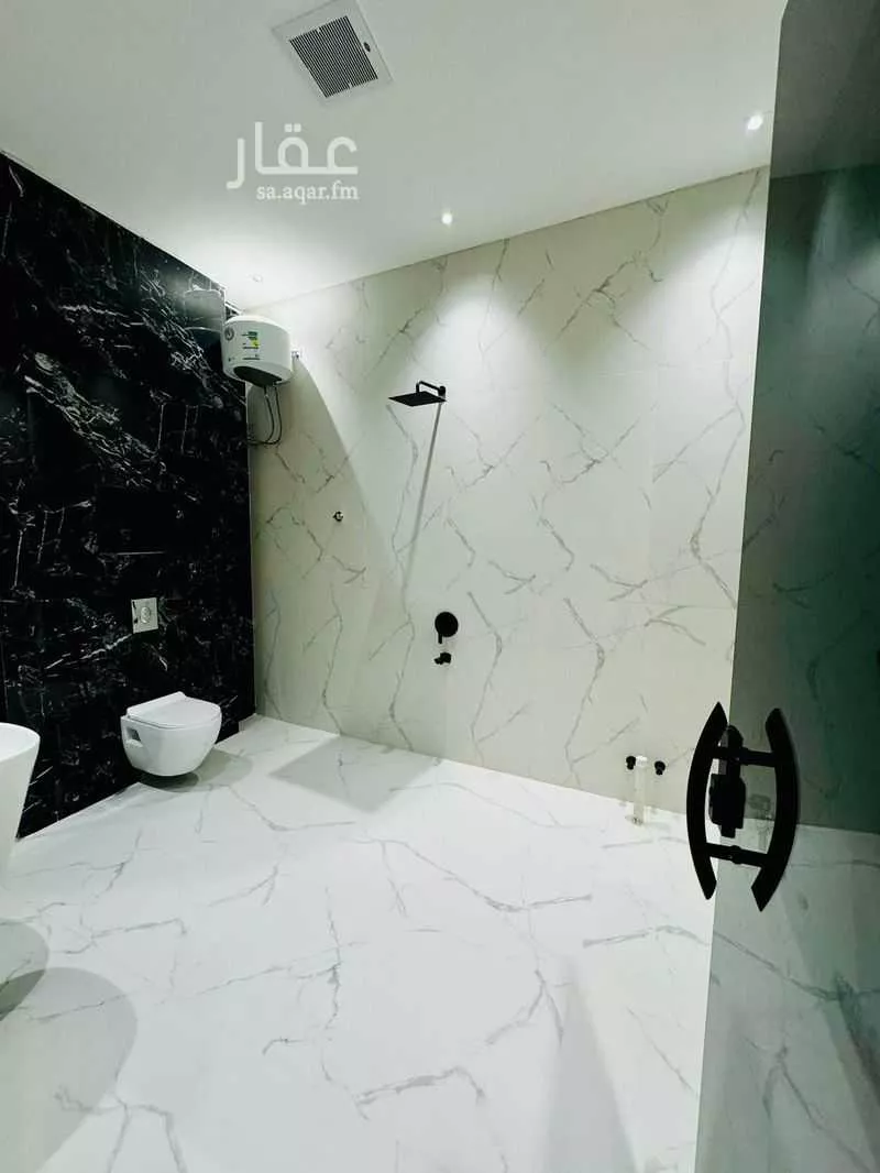5 bedroom villa in Al Mahdiyyah 16