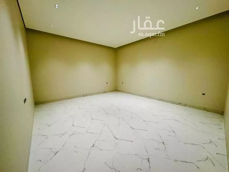 5 bedroom villa in Al Mahdiyyah 18