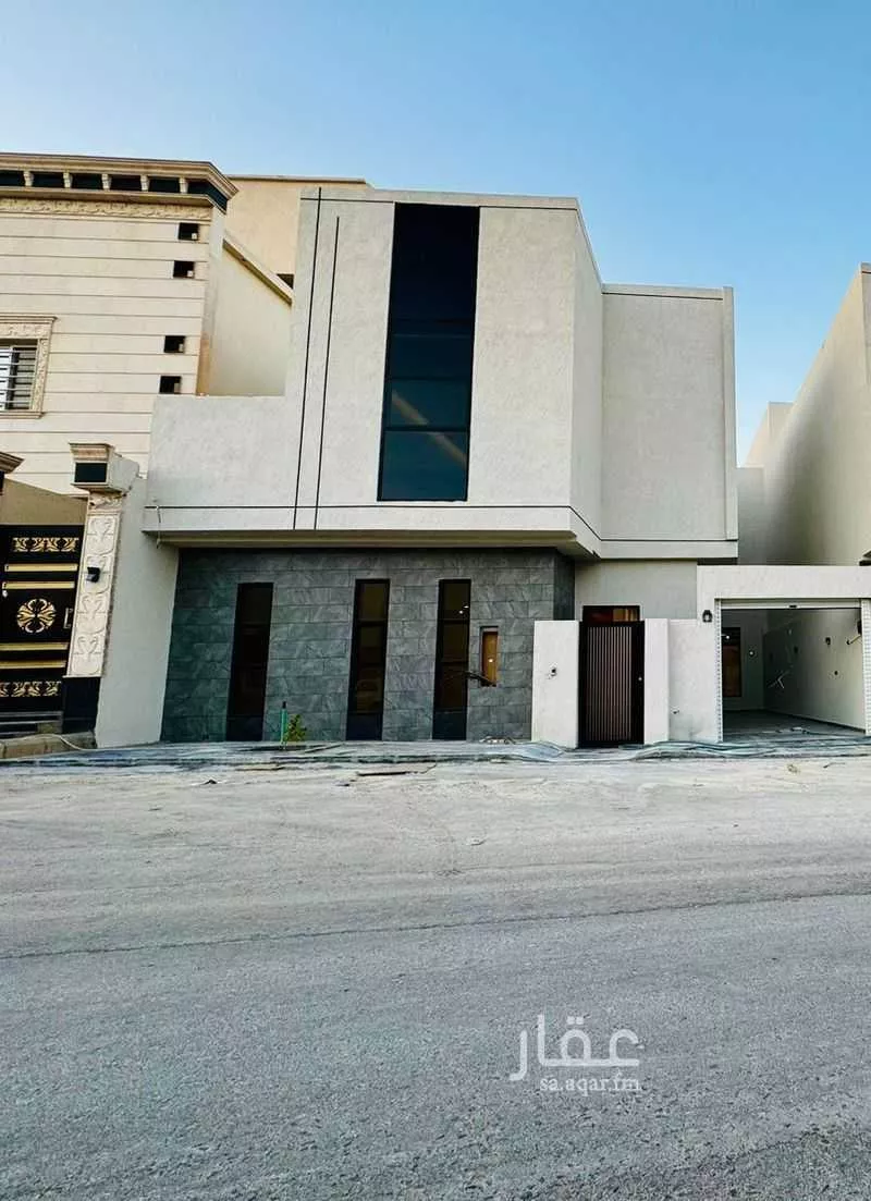 5 bedroom villa in Al Mahdiyyah 4