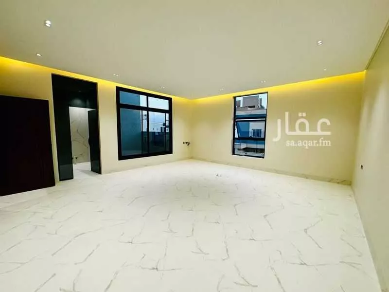 5 bedroom villa in Al Mahdiyyah 8