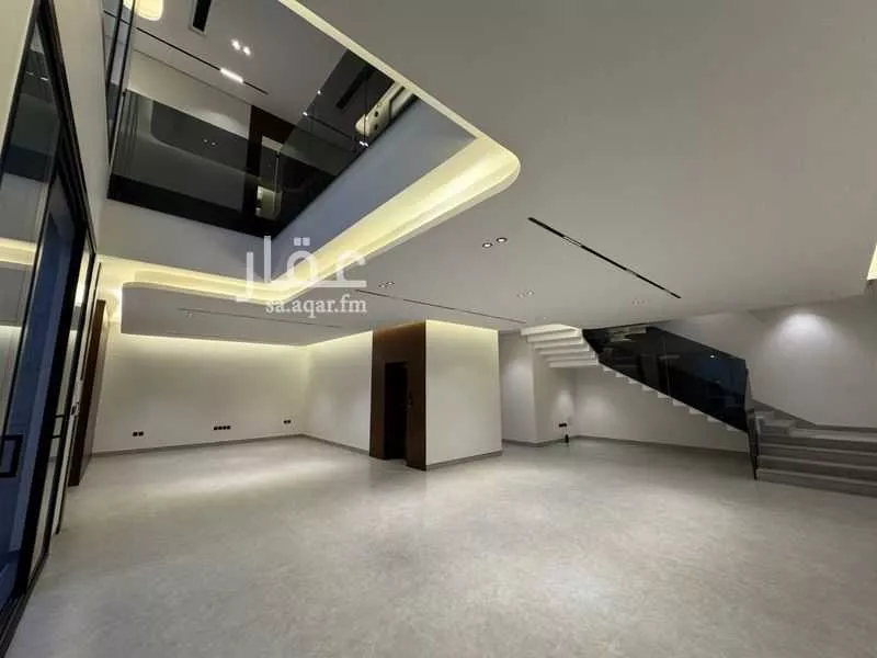 5 bedroom villa in Al Narjis 4