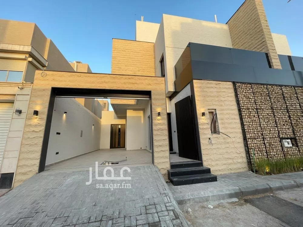 5 bedroom villa in Al Aridh 8