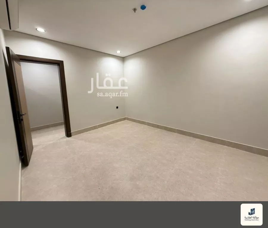 3 bedroom apartment in Al Hamra 8
