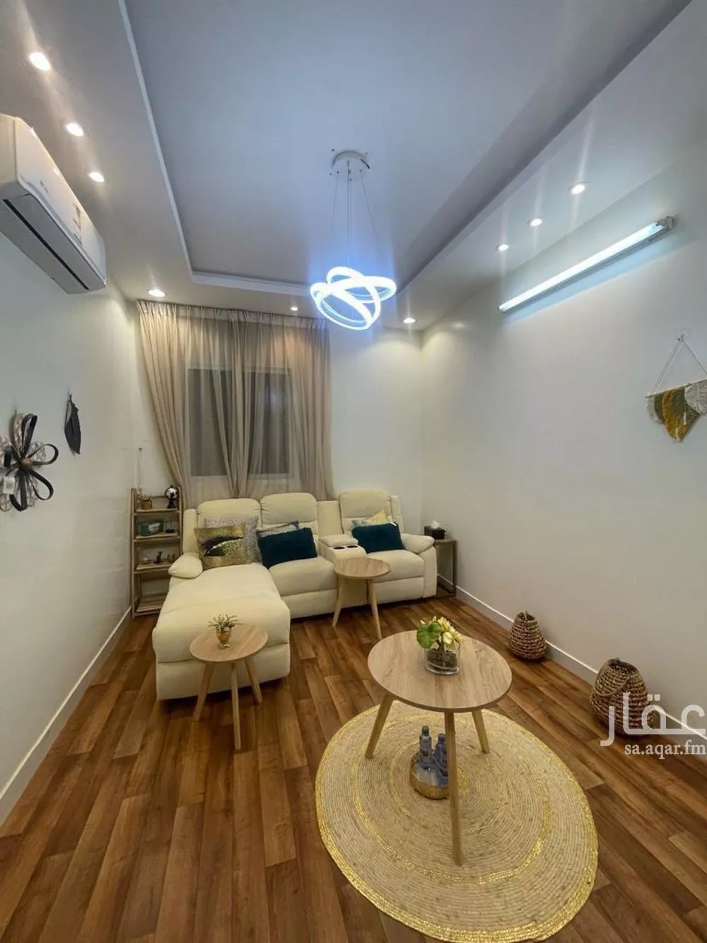 6 bedroom villa in Al Rimal 7