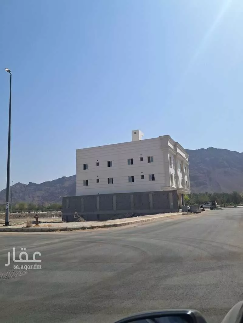 land in Al Uyun, Madinah 4