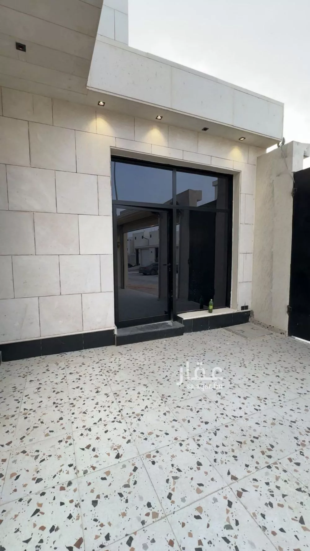 5 bedroom villa in Al Janadriyah 3