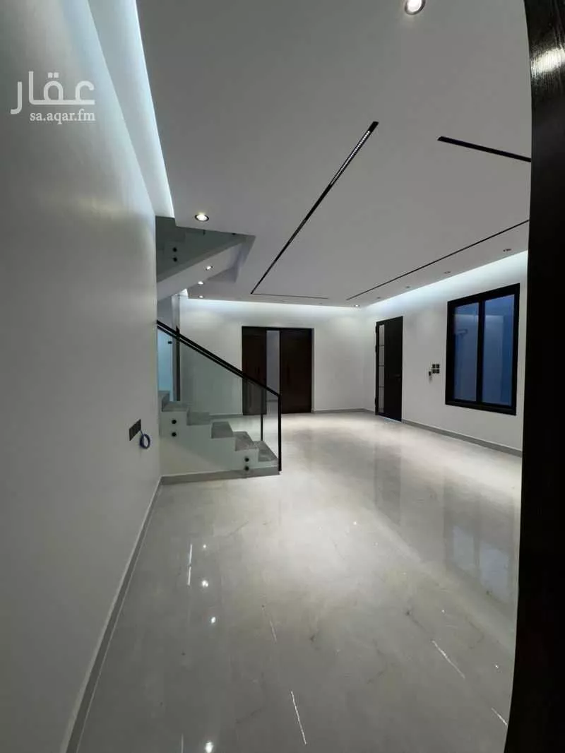 4 bedroom villa in Al Maizilah 23