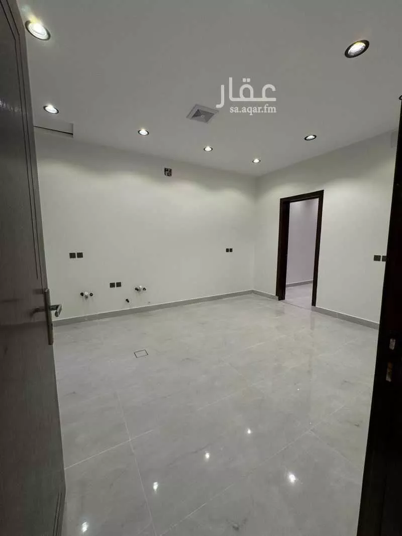 4 bedroom villa in Al Maizilah 25