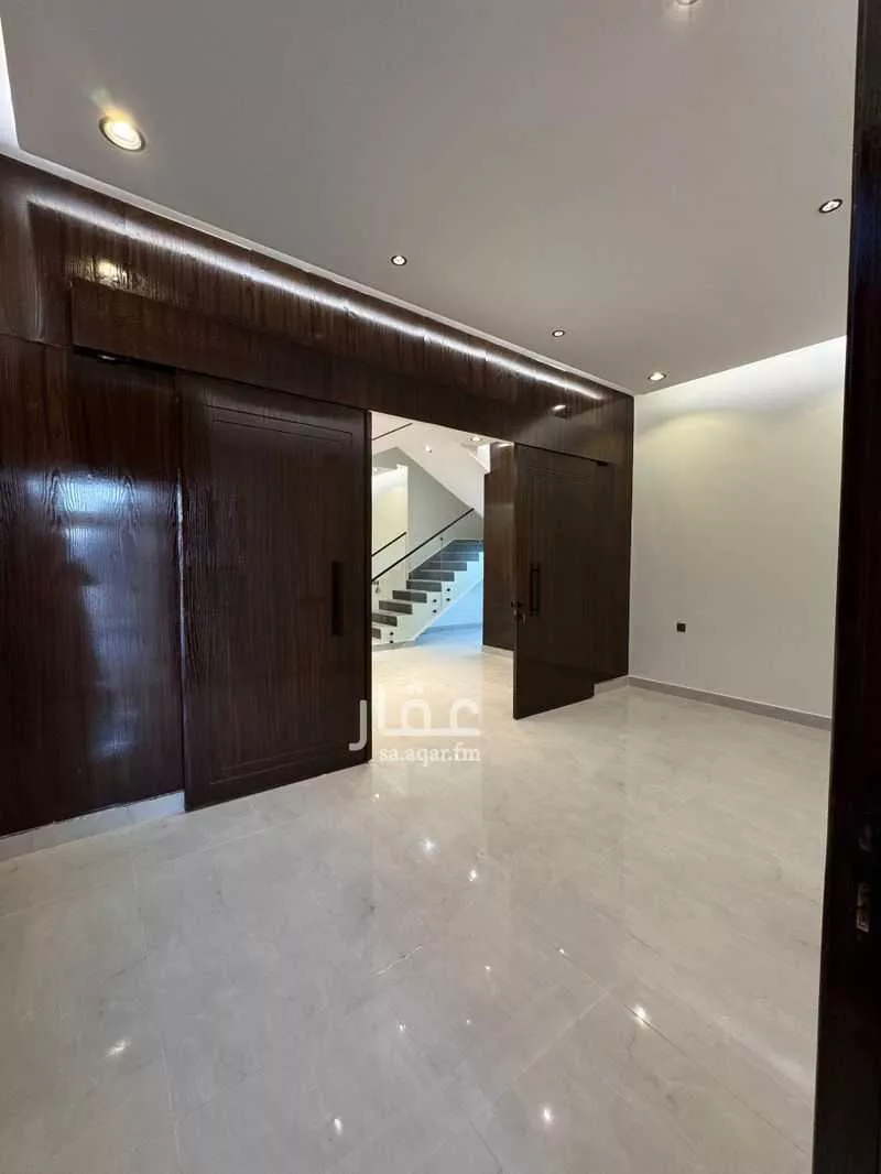 4 bedroom villa in Al Maizilah 4