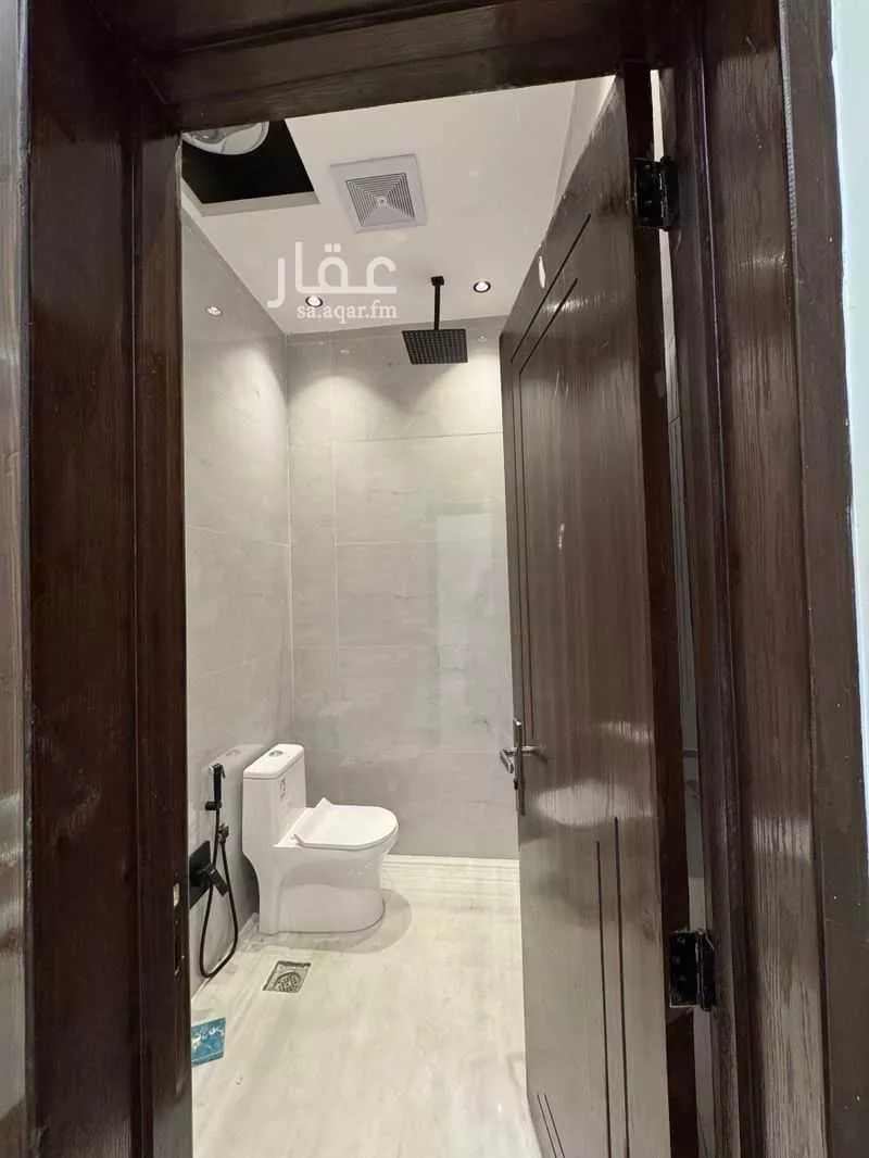 4 bedroom villa in Al Maizilah 5