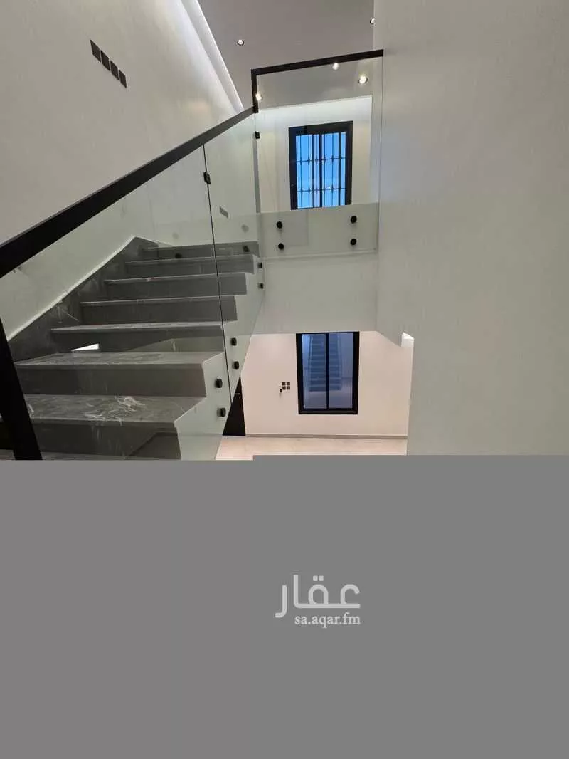 4 bedroom villa in Al Maizilah 8