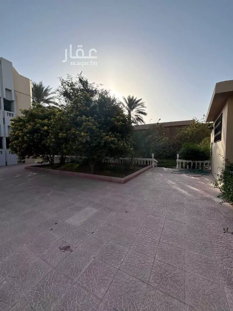 10 bedroom villa in Al Badiah 4