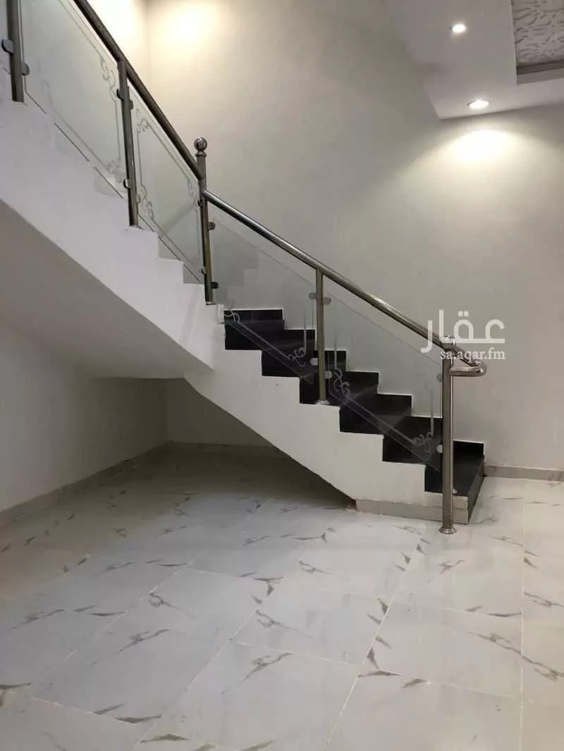 فيلا 5 غرف في الرمال 12