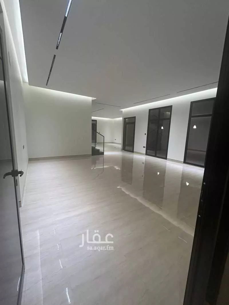 6 bedroom villa in Al Narjis 3
