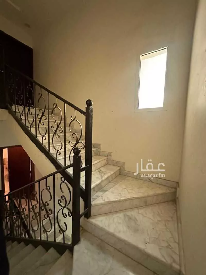فيلا 14 غرف في النرجس 8