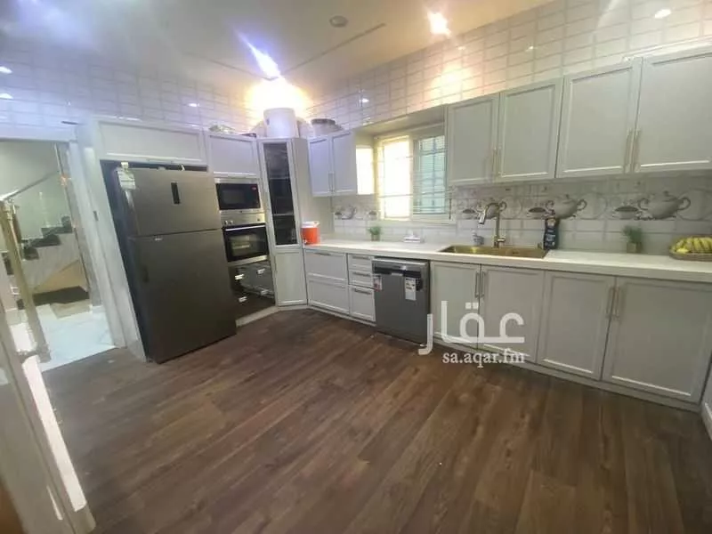 6 bedroom villa in Al Mahdiyyah 4
