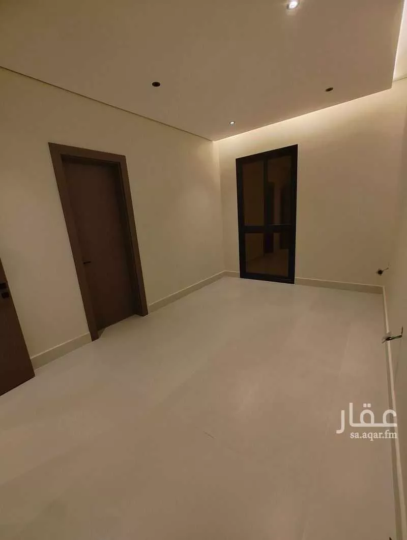 5 bedroom villa in Al Aridh 3