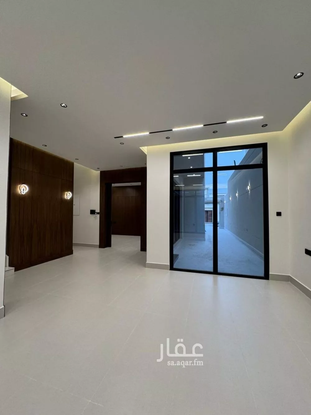 5 bedroom villa in Al Narjis 5