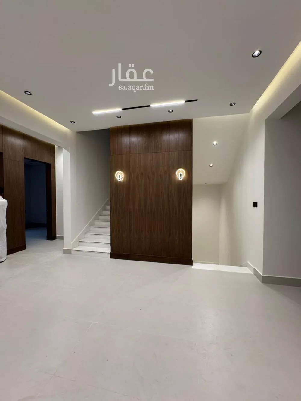 5 bedroom villa in Al Narjis 10