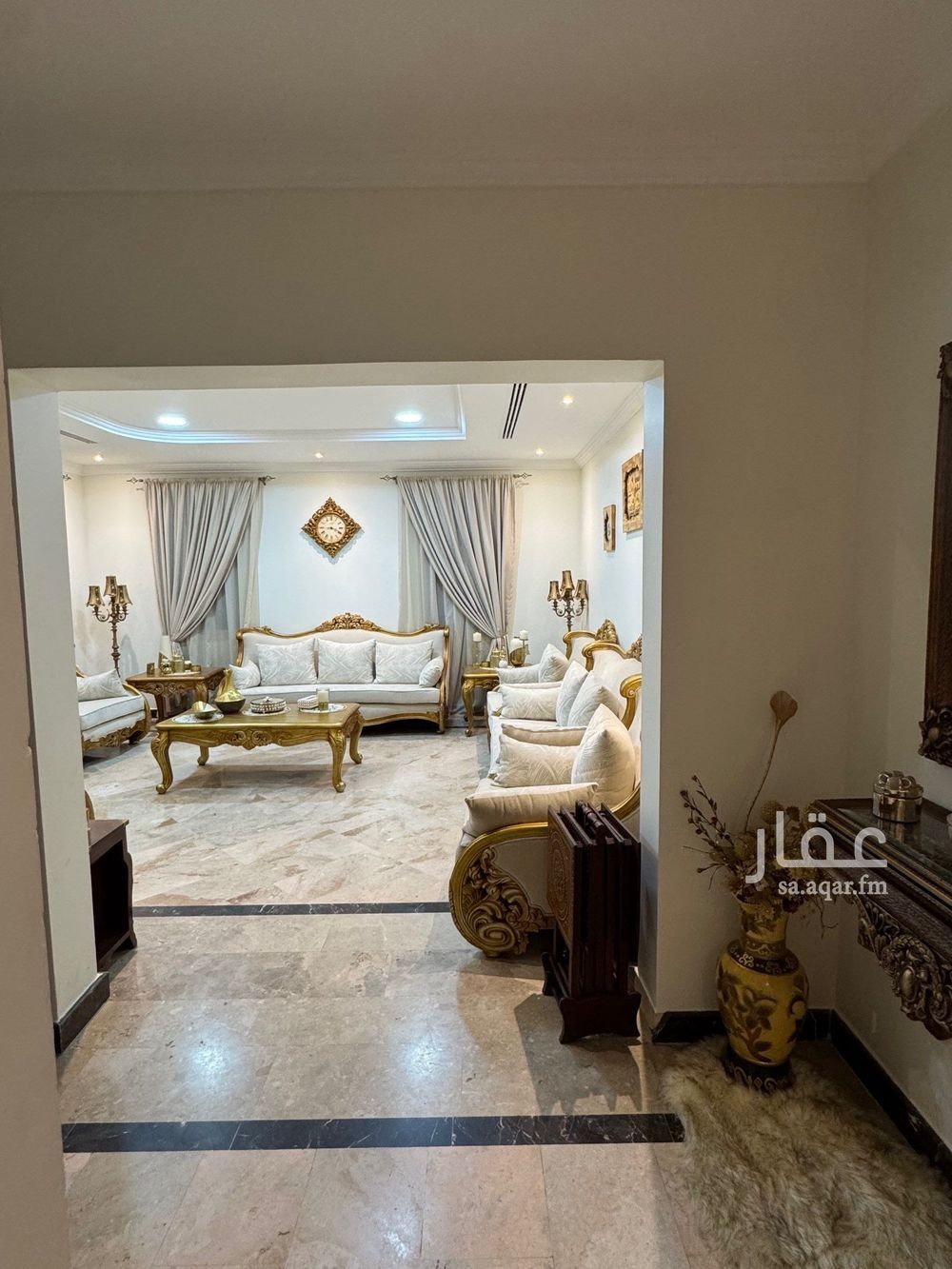 8 bedroom villa in Al Yarmouk, Eastern Province 3
