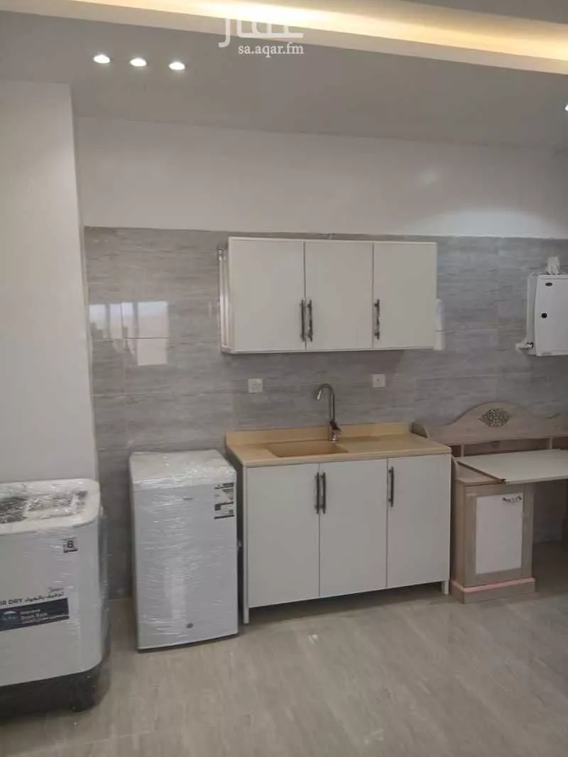 1 bedroom apartment in Al Rimal, Riyadh 4