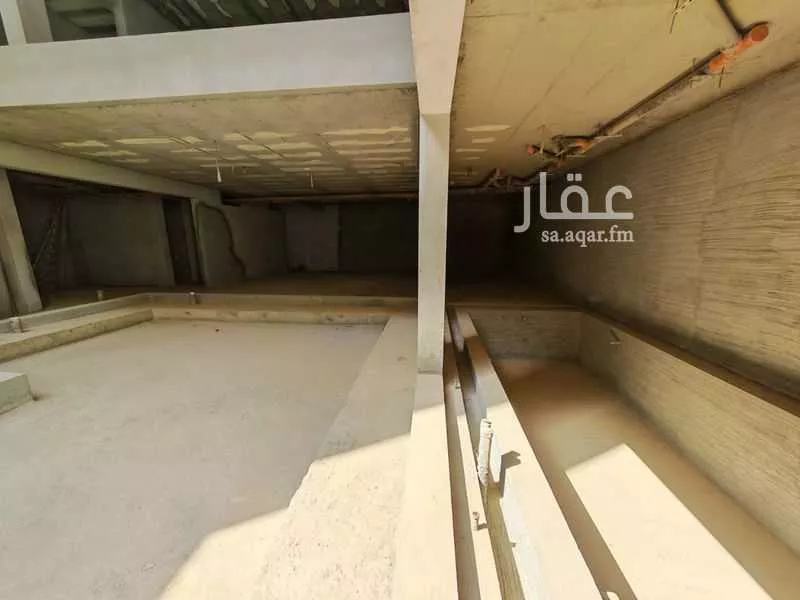 فيلا 13 غرف في النفل 2