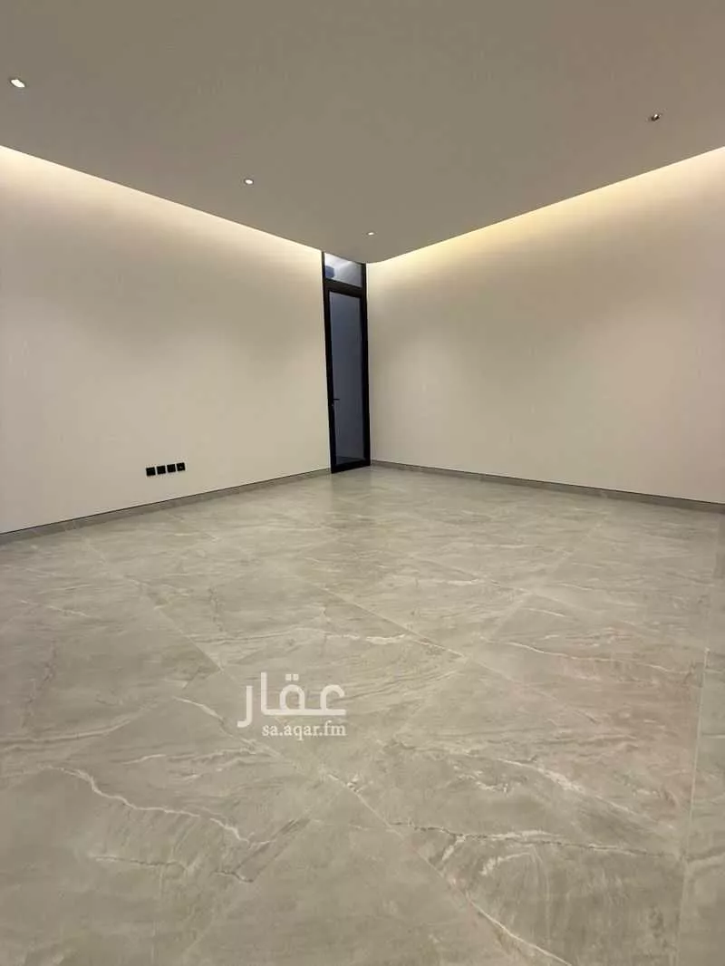 فيلا 5 غرف في النرجس 26