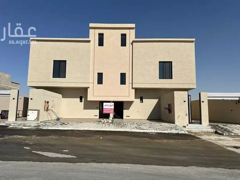 4 bedroom villa in Dahiat Namar 6