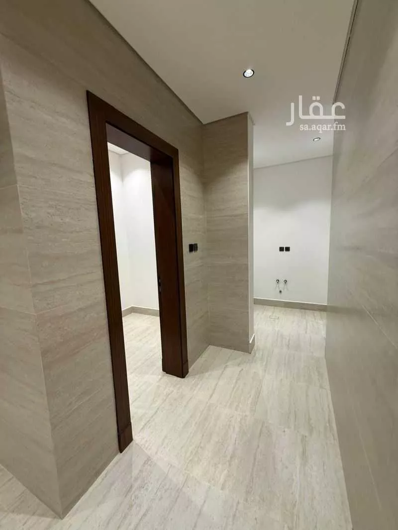 فيلا 6 غرف في النرجس 12