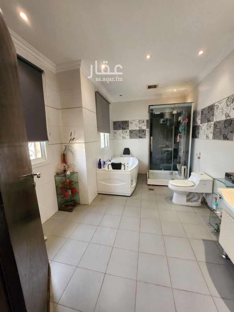 5 bedroom villa in Al Sahafah, Riyadh 17