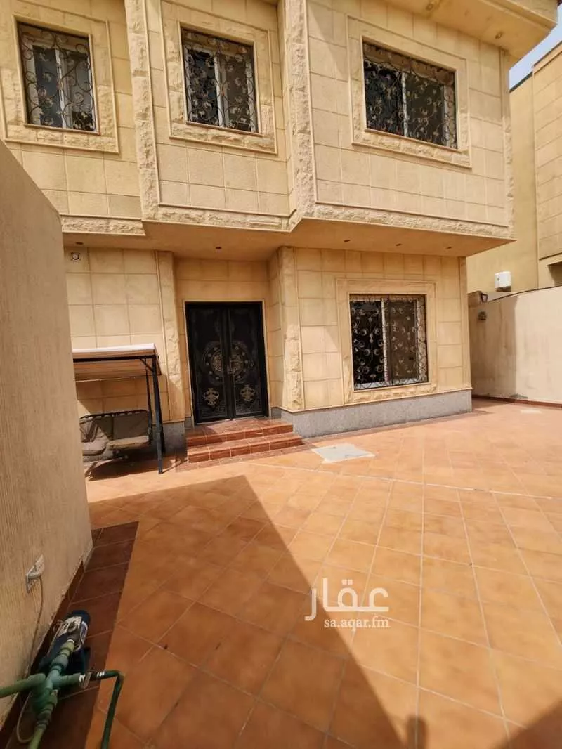 5 bedroom villa in Al Sahafah 15