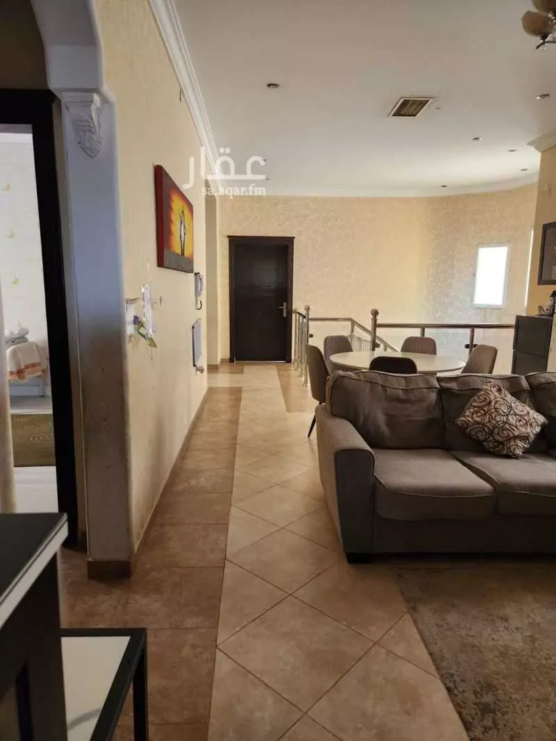 5 bedroom villa in Al Sahafah 18