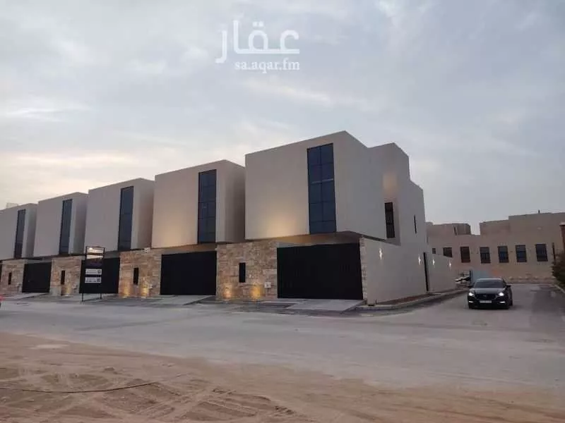 6 bedroom villa in Al Nahda 6