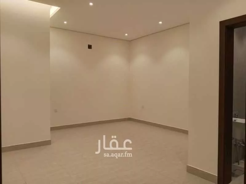 فيلا 5 غرف في الضباط 2
