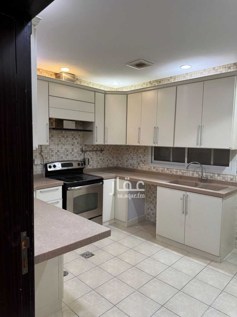 5 bedroom villa in Laban, Riyadh 10