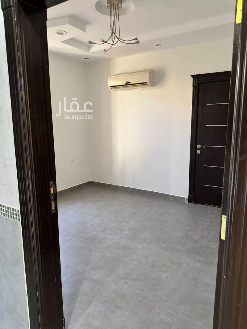 5 bedroom villa in Laban 7