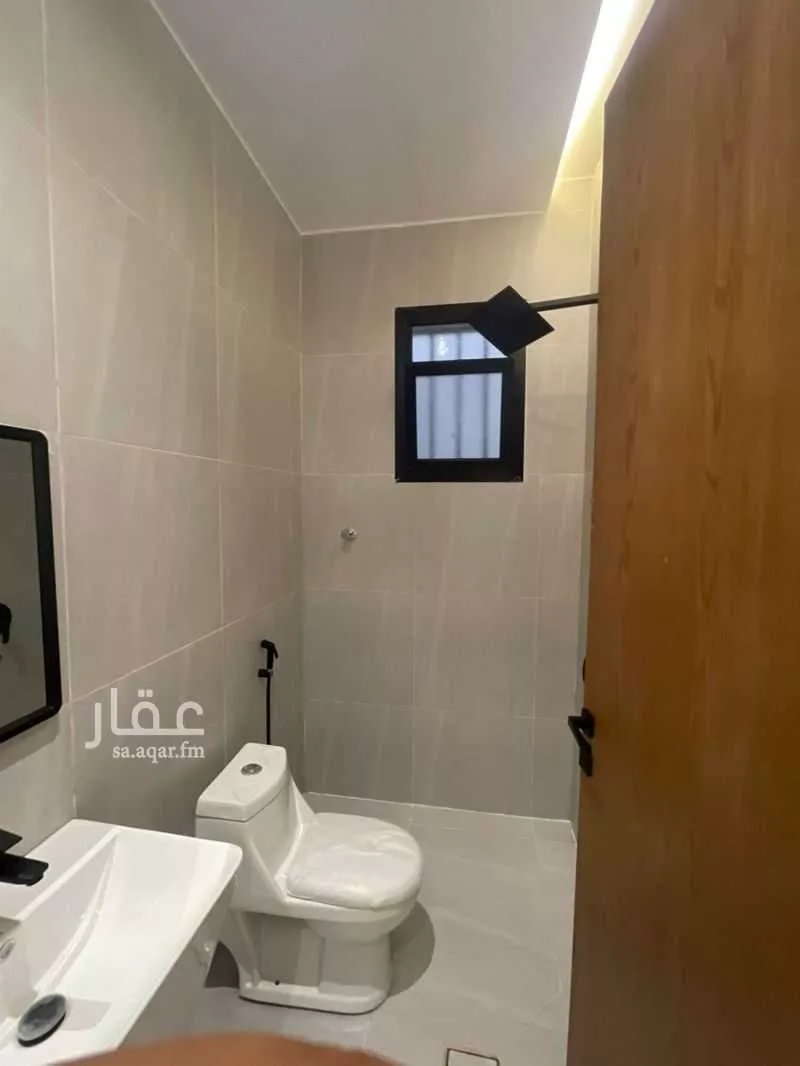 6 bedroom villa in Al Uraija Al Gharbiyah 9