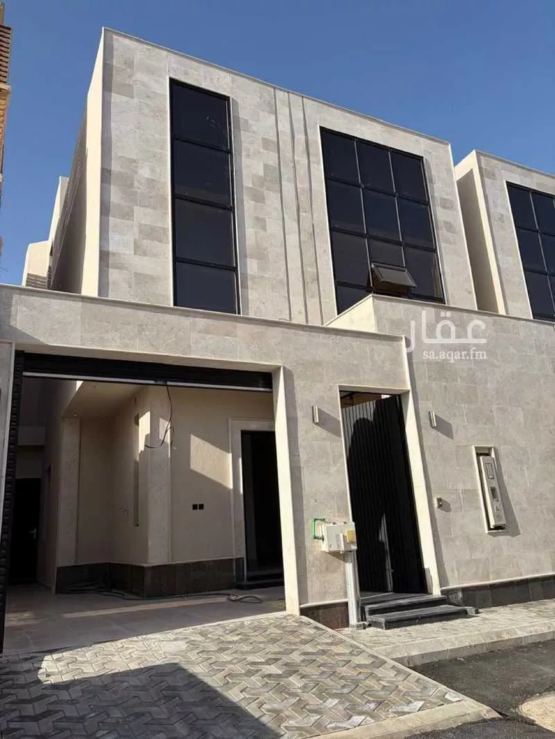 6 bedroom villa in Al Uraija Al Gharbiyah 5