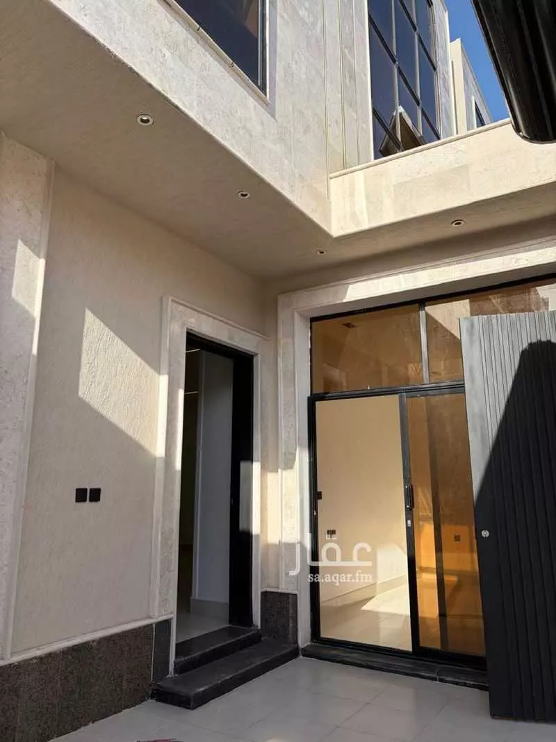 6 bedroom villa in Al Uraija Al Gharbiyah 7