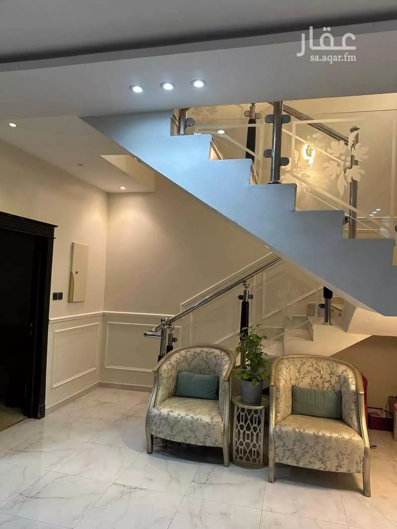 7 bedroom villa in Al Munsiyah 2